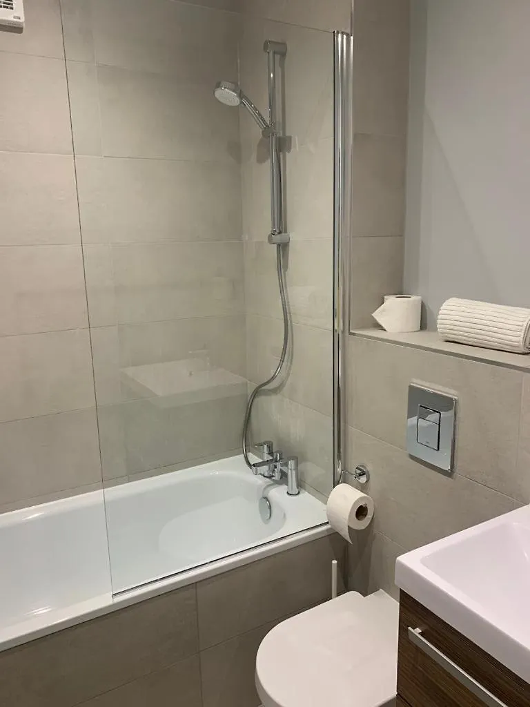 Victoria Park Two-Bedroom Apartments By Novarooms London United Kingdom