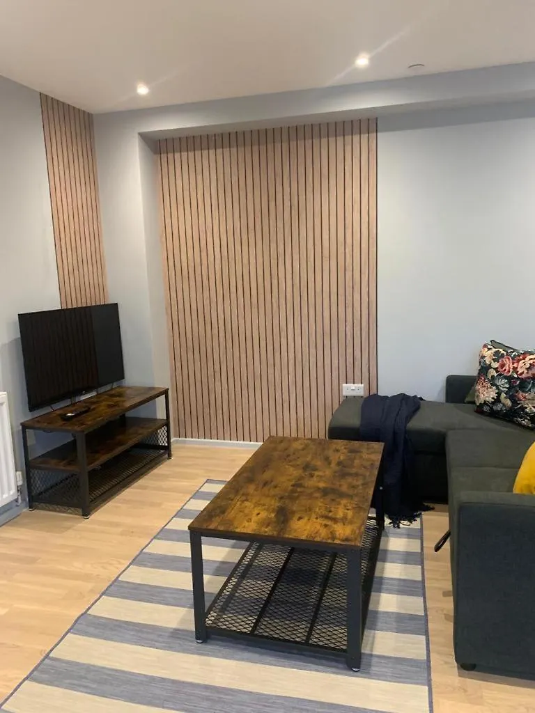 Victoria Park Two-Bedroom Apartments By Novarooms ロンドン イギリス